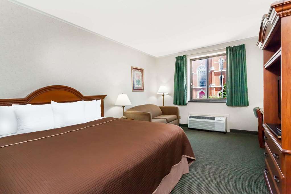 Red Roof Inn Norwich Phòng bức ảnh